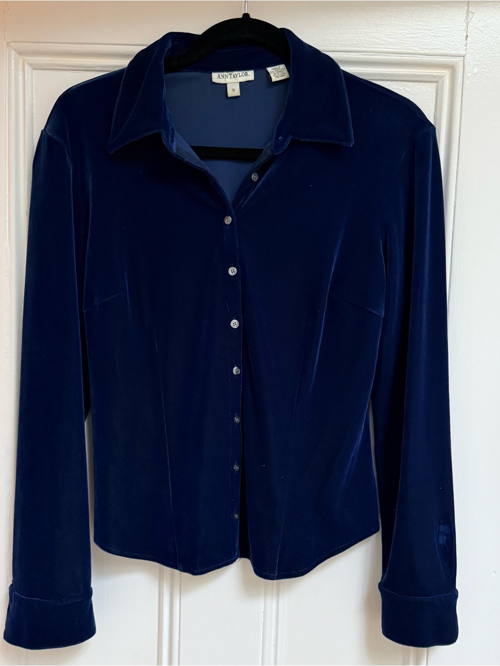 Ann Taylor Velvet Button-Front Shirt in Deep Navy Blue, size Small